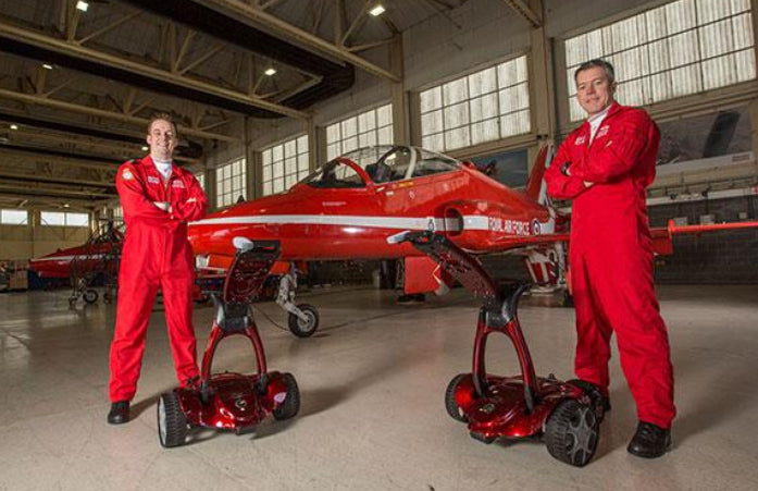 Watch the Red Arrows receive their Stewart Golf trolleys